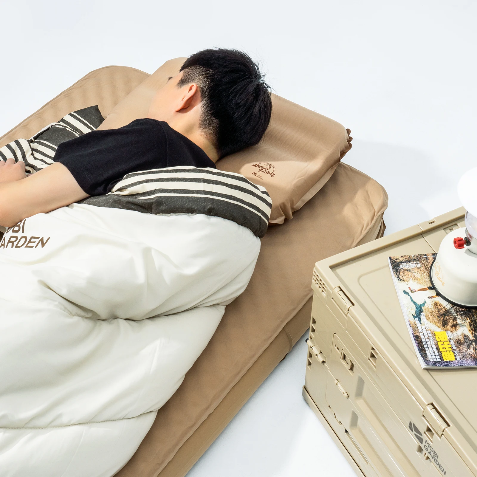 MOBI GARDEN Bantal Tiup Portab - Camp Pillow Compressible ulasan dan harga